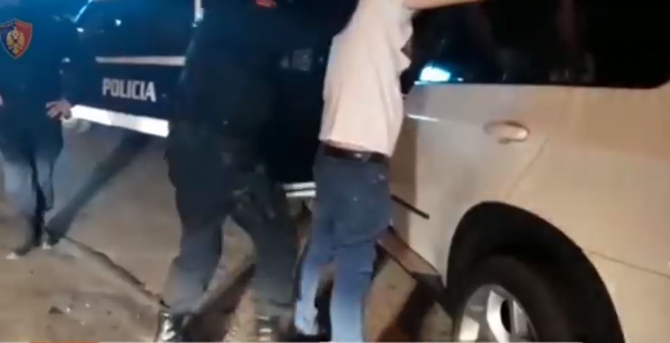 VIDEO/Dalin pamjet, si u arrestuan dy trafikantët nga Durrësi