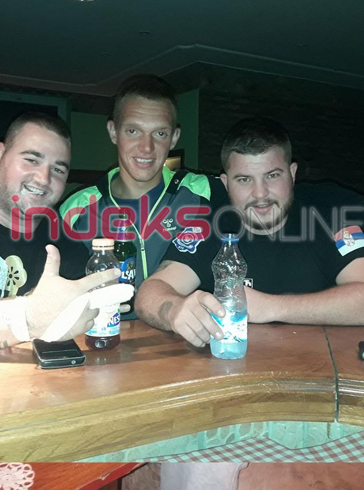 FOTO/Këta janë të rinjtë serbë që rrahën brutalisht dy shqiptarët