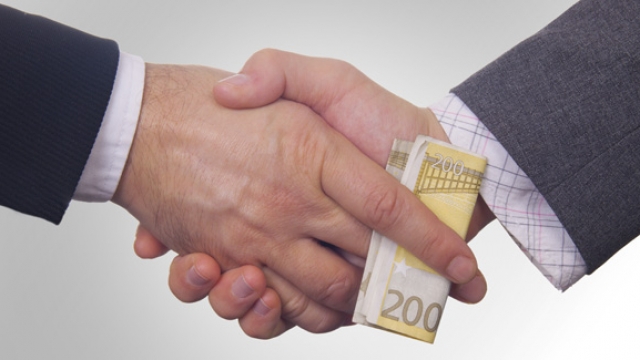 Korçë, 20 mijë lekë për të marrë provimet, arrestohet infermieri