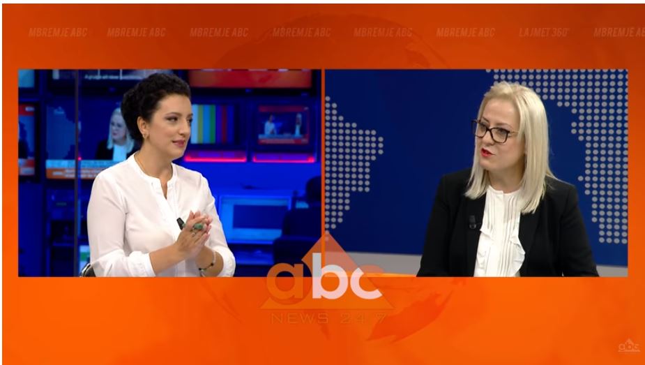 VIDEO/Noizy dhe Stresi në librat shkollorë, ministrja argumenton vendimin