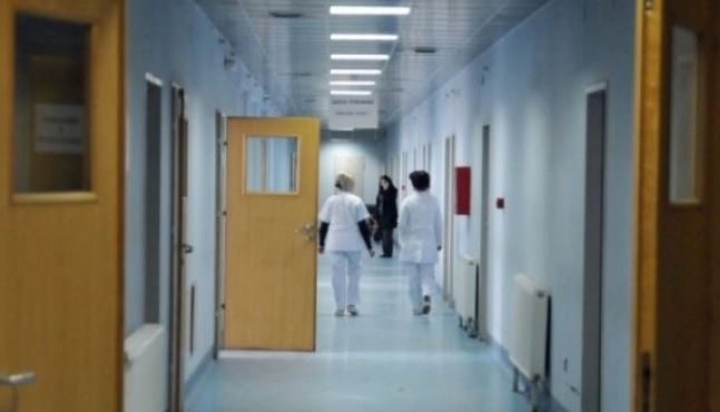 ‘Superskandali, ja si përzgjidhen shefat e klinikave Universitare të vendit’