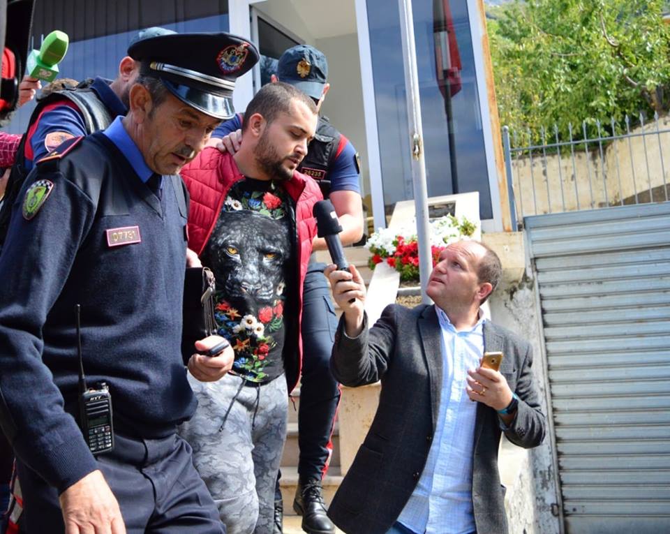 Xhisiela Maloku poston sërish, cfarë shkruan për masën e sigurisë për Rexhepin