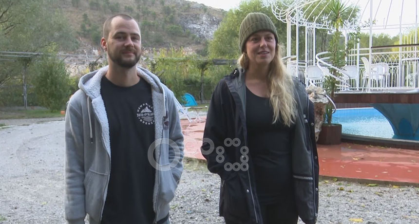 VIDEO/Turistët që humbën në Theth tregojnë të vërtetën: S’na gjeti policia por banorët