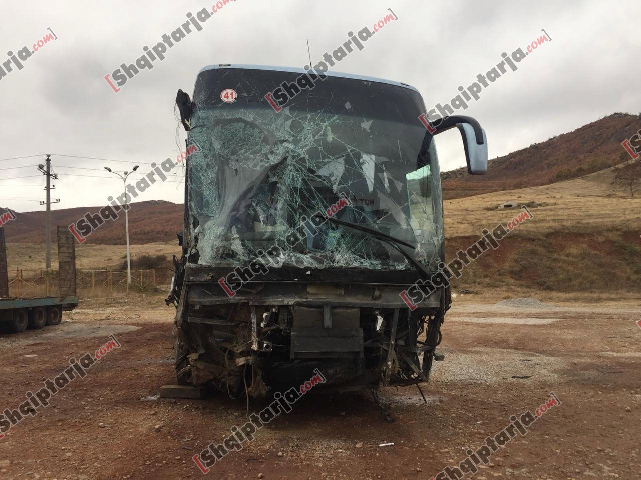 FOTO/Del ekspertiza: Pse u aksidentua autobusi me nxënës në Qafë-Thanë