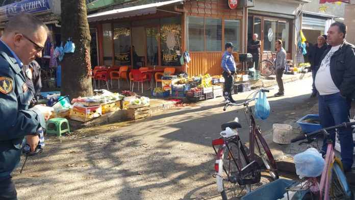 VIDEO & FOTO/ Pamjet e rënda nga vrasja në Shkodër…