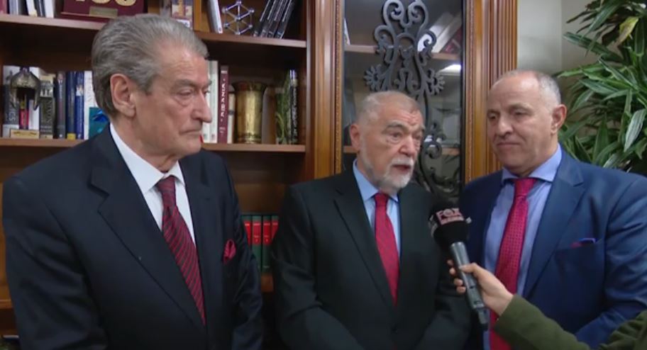 VIDEO/Berisha krahë ish-presidentit kroat, Mesiç: Të mos ndiqet politika e Millosheviçit, do ishte katastrofike