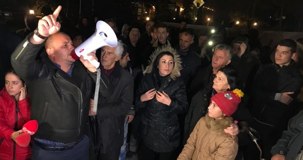 Banorët e Astirit thirrje Ramës: O kryefaqezi, shporru, pronën do ta mbrojmë me gjak