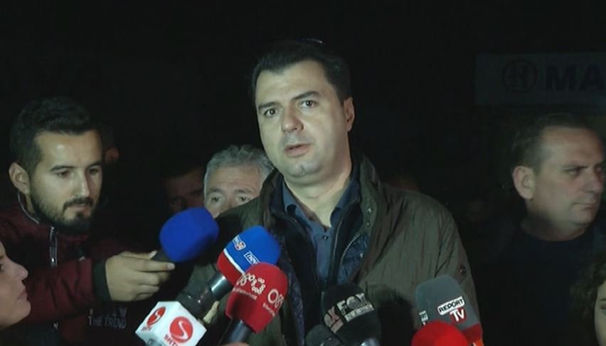 Vazhdon protesta tek Unaza e Re, Basha: Rama po keqpërdor policinë…