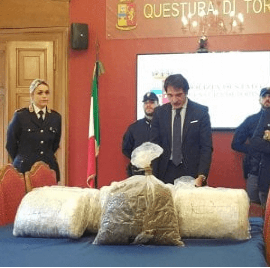 Torino, kapet shqiptari me 30 kg marijuanë