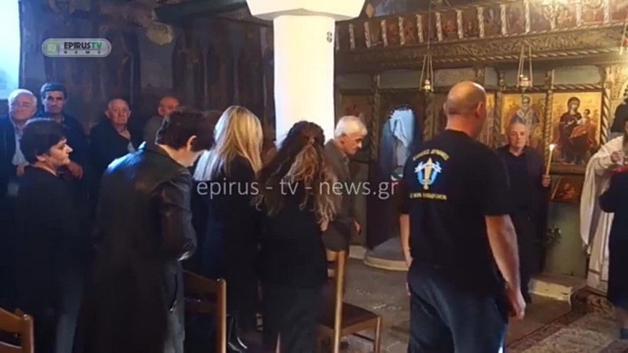 Vrasja e Kacifas, Forcat Speciale greke shfaqen në Bularat