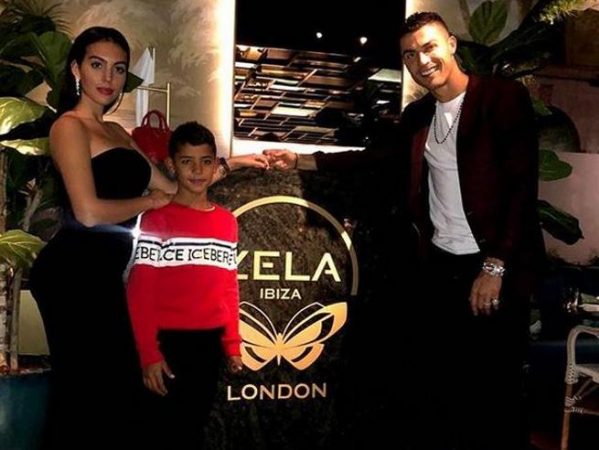 Cristiano Ronaldo “cmendet” në Londër, blen dy shishe verë 31 mijë euro