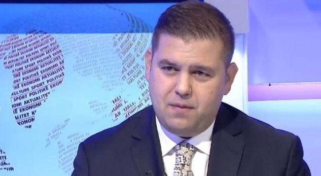 Deputeti i LSI paralajmëron qeverinë: Shembja e banesave te Astiri, vetëm mbi trupat tanë