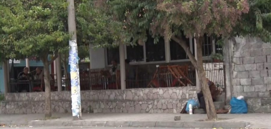 E plagosën rëndë me granatë, zbulohet e kaluara e errët e pronarit të lokalit në Elbasan