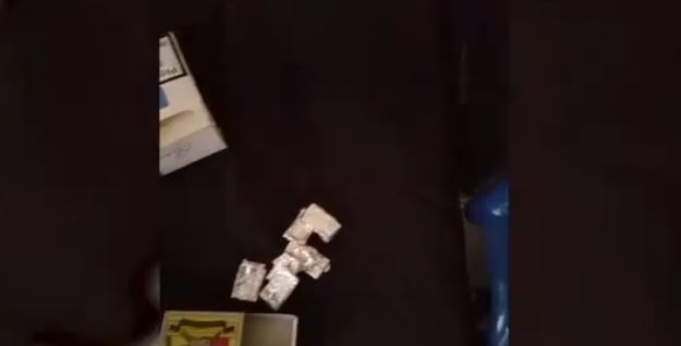 EMRA/ Lushnje, goditet grupi që shpërndante heroinë, arrestohen tre persona