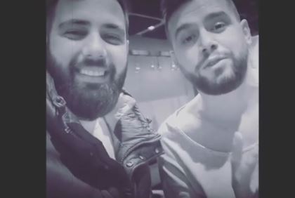 VIDEO/Pas fjalëve se ishte i sëmurë, Flori Mumajesi ka një mesazh për të gjithë fansat