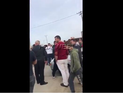 VIDEO/Protesta në Sukth kundër djegies së mbeturinave, banorët: Po na sëmuren fëmijët