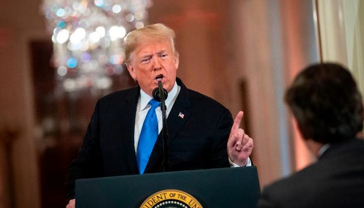 I ndaloi hyrjen në Shtëpinë e Bardhë, gazetari i CNN padit Trump-in