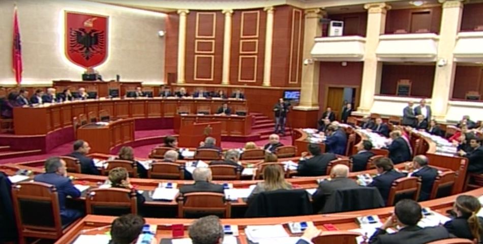 Seanca nis me debate, Berisha kërkoi pjesmarrjen e Ramë