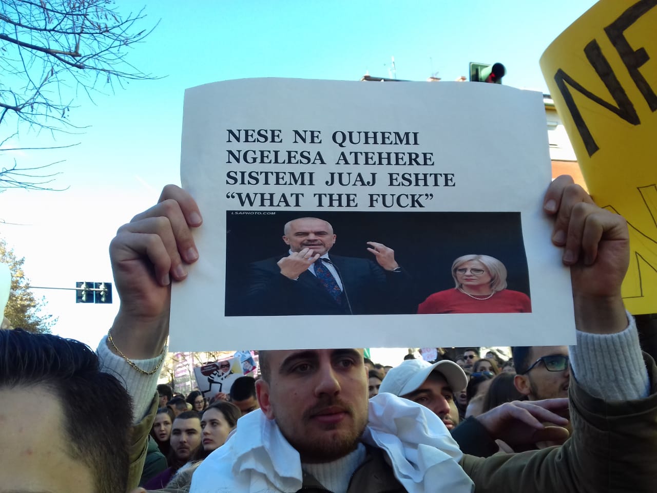 Nëse ne jemi ngelësa, sistemi juaj është ‘What the fu*k’