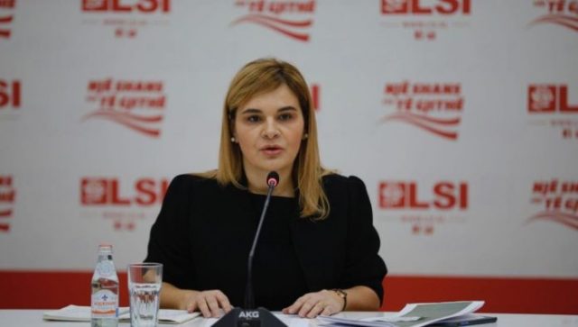 Thirrja e Kryemadhit : Hidhni kartat e partisë, protestoni për fëmijët tuaj. O sot o kurrë…