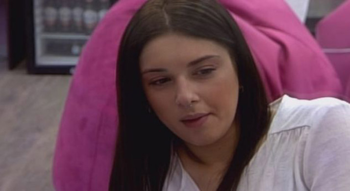 “Vdekshi ishallah”/ Ish-banores së Big Brother i vjedhin shtëpinë!