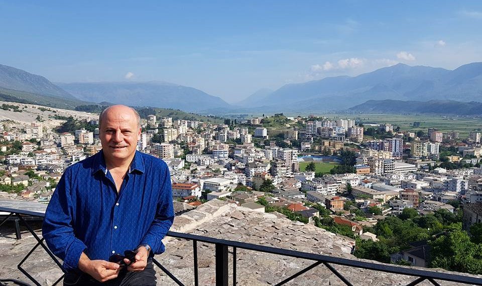 ‘Vendlindja e autorit është kryeqyteti botëror i personazheve të tij letrarë’