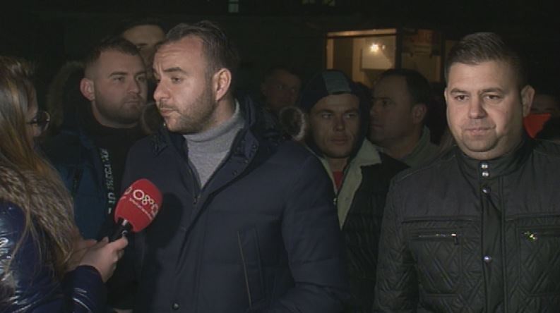 Nga “Unazë e Re”, opozita fton qytetarët t’i bashkohen protestës së studentëve