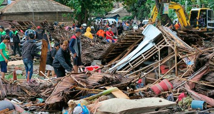 VIDEO/Pamje shokuese, cunami godet Indonezinë, 280 viktima