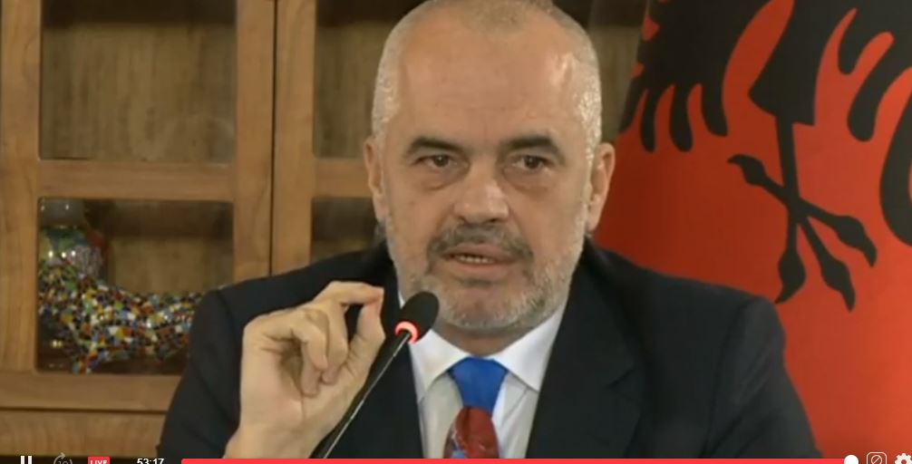 VIDEO/Rama mburr ministrat e rinj: Braçes i merrni të keqen, për ju jeton 2 mijë vjet