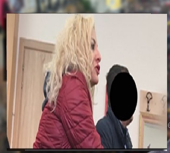 VIDEO/ Dalin pamjet, ja si drejtoresha e ‘Sami Frashërit’ kërcënoi gjimnazistët