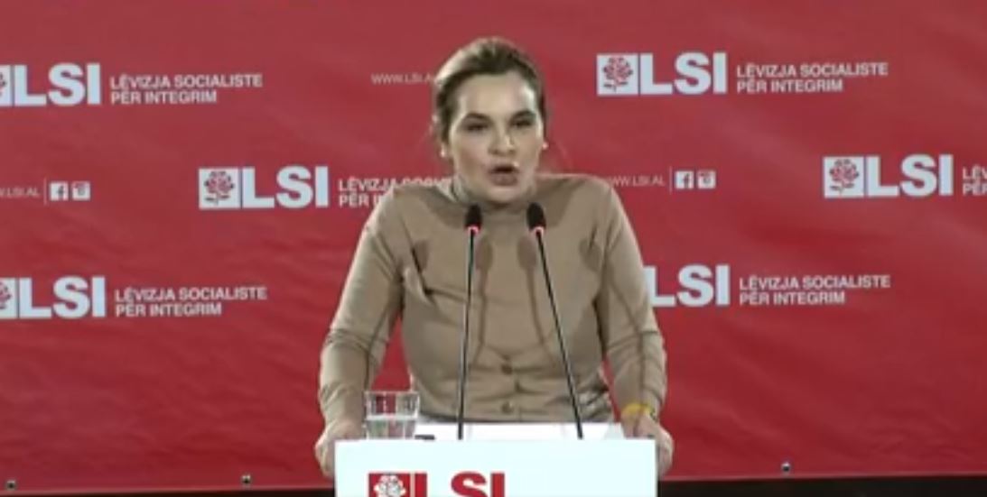 VIDEO/Kryemadhi përkrah studentët: Na dhanë mësim ne politikanëve, mua të parës po dhe Bashës