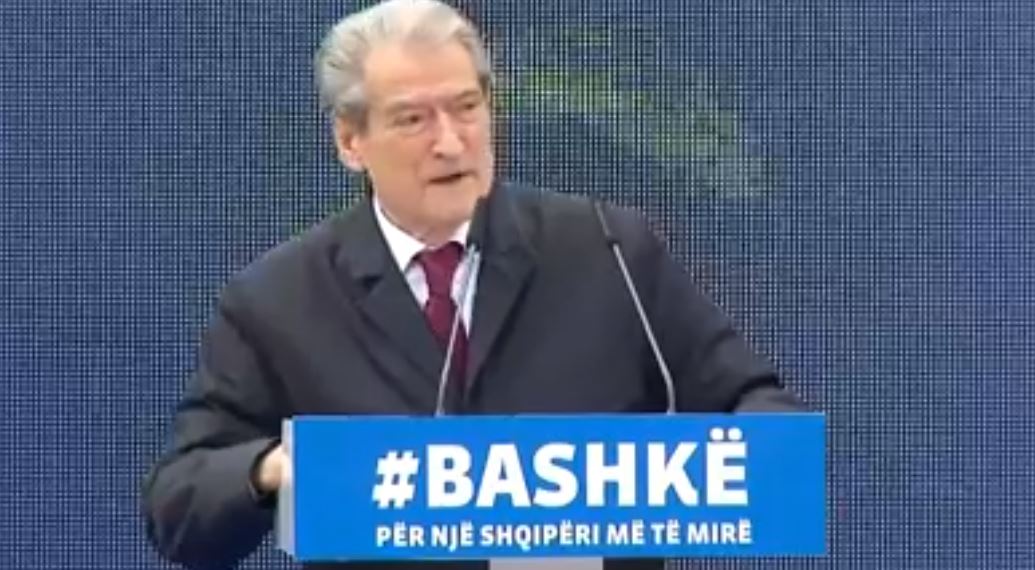 VIDEO/PD dhe FRPD aktivitet në Qyteti Studenti, Berisha: Në dhjetorin e ’90 përjetova mrekullinë e jetës