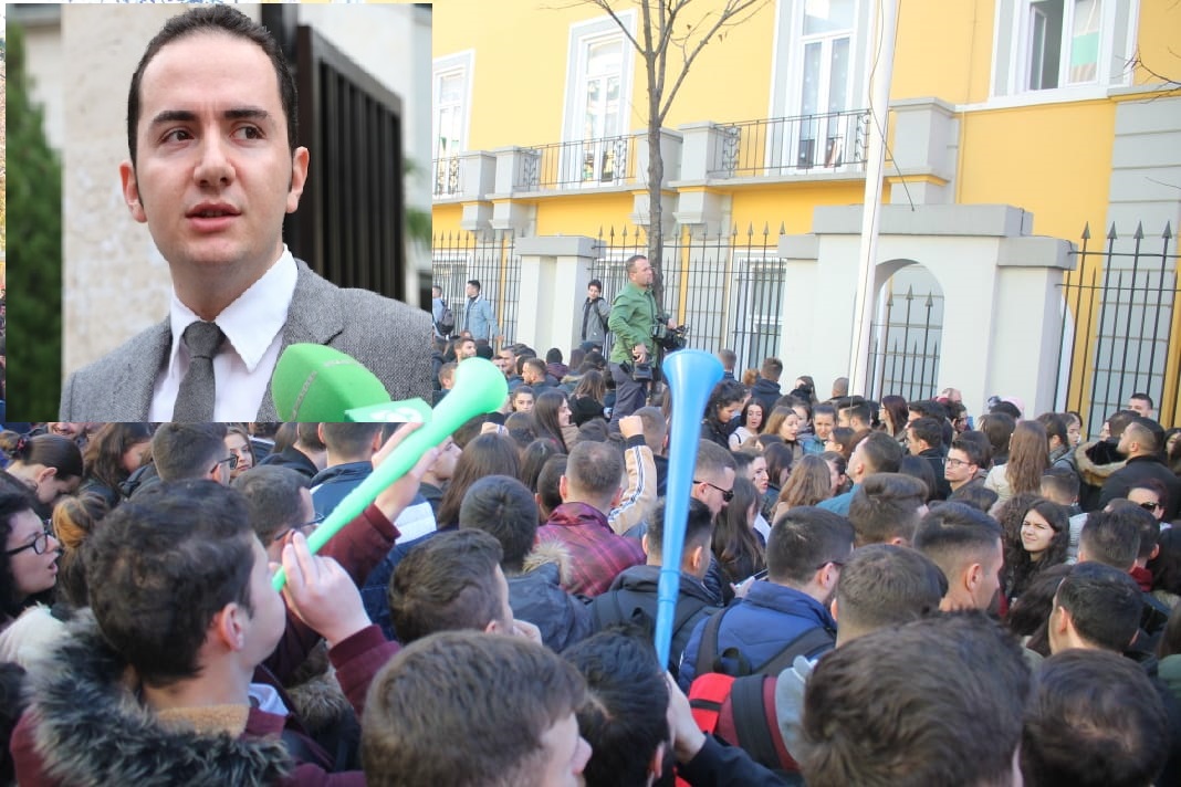 Protesta e studentëve, Salianji: “Shqipëria vlon, studentët paguajnë me gjak tenderat që u jepen bandave”