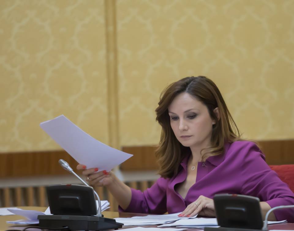 Tabaku flet për goditjen e radhës: Shtresa e mesme drejt rrënimit dhe varfërisë