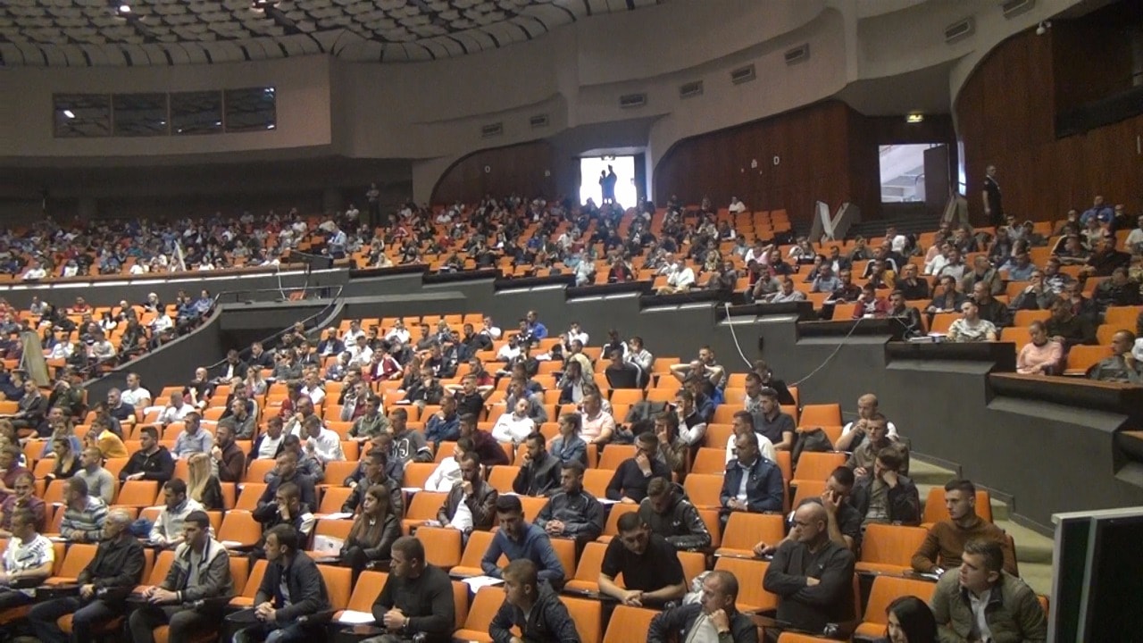 Hapen aplikimet, kriteret për t’u bërë pjesë e Policisë së Shtetit