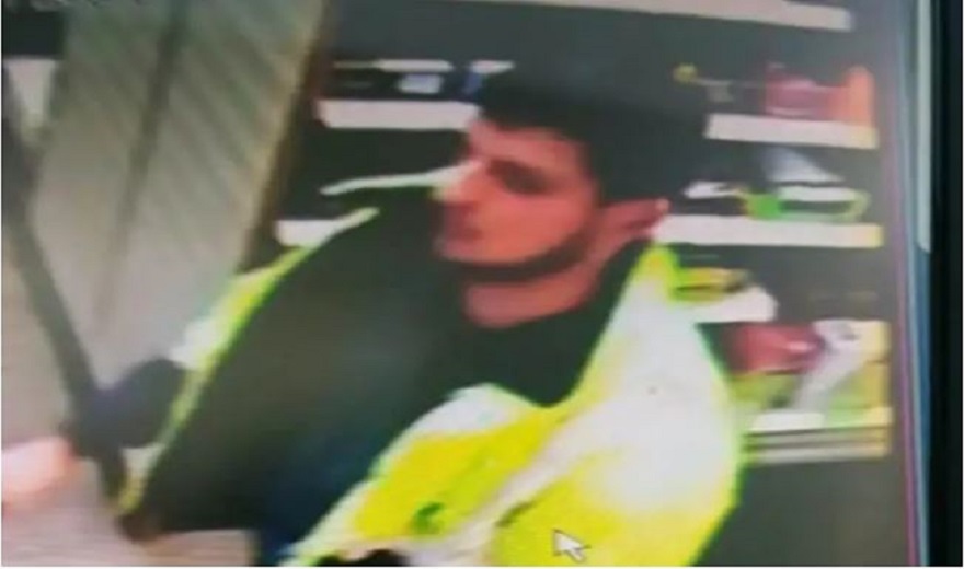 Prodhonin lëndë narkotike në Angli, arrestohen 2 shqiptarë, një tjetër në kërkim