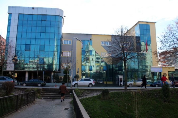 Rritja e çmimeve tek dentisti, Ministria çon në gjykatë Urdhrin e Stomatologut