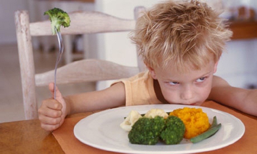 Thirri policinë … i kishin dhënë të hante sallatë!!