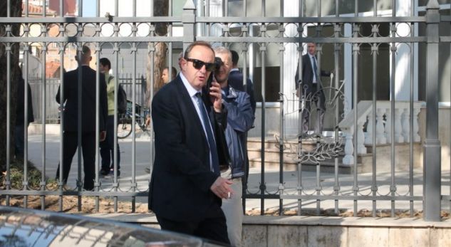 VIDEO/PD: Ja pse Rama dhe Arta Marku duan të djegin sigurimsin Sheshi