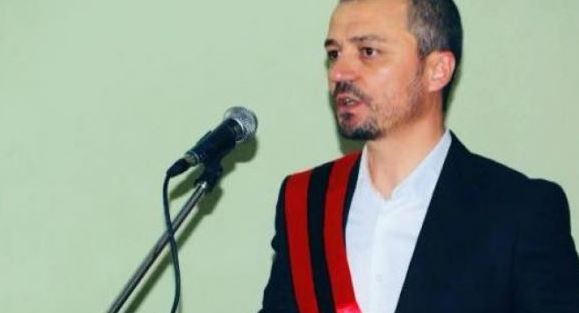 Qytetarja denoncon: ‘Artur Bushi më mori tokën dhe më kërcënoi’