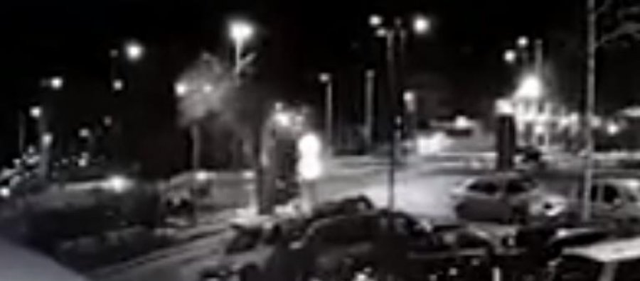 VIDEO & FOTO/ Shoferi i dehur që përplasi 10 makina në Vlorë, kreu i Agjensisë së Mjedisit