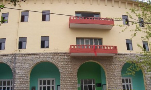 Fakulteti Gjeologji-Miniera lajmëron bojkot pa afat për godinën dhe studentët