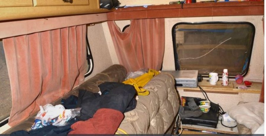 Anglezi shfrytëzon shqiptarët dhe rumunët si “skllevër modernë”