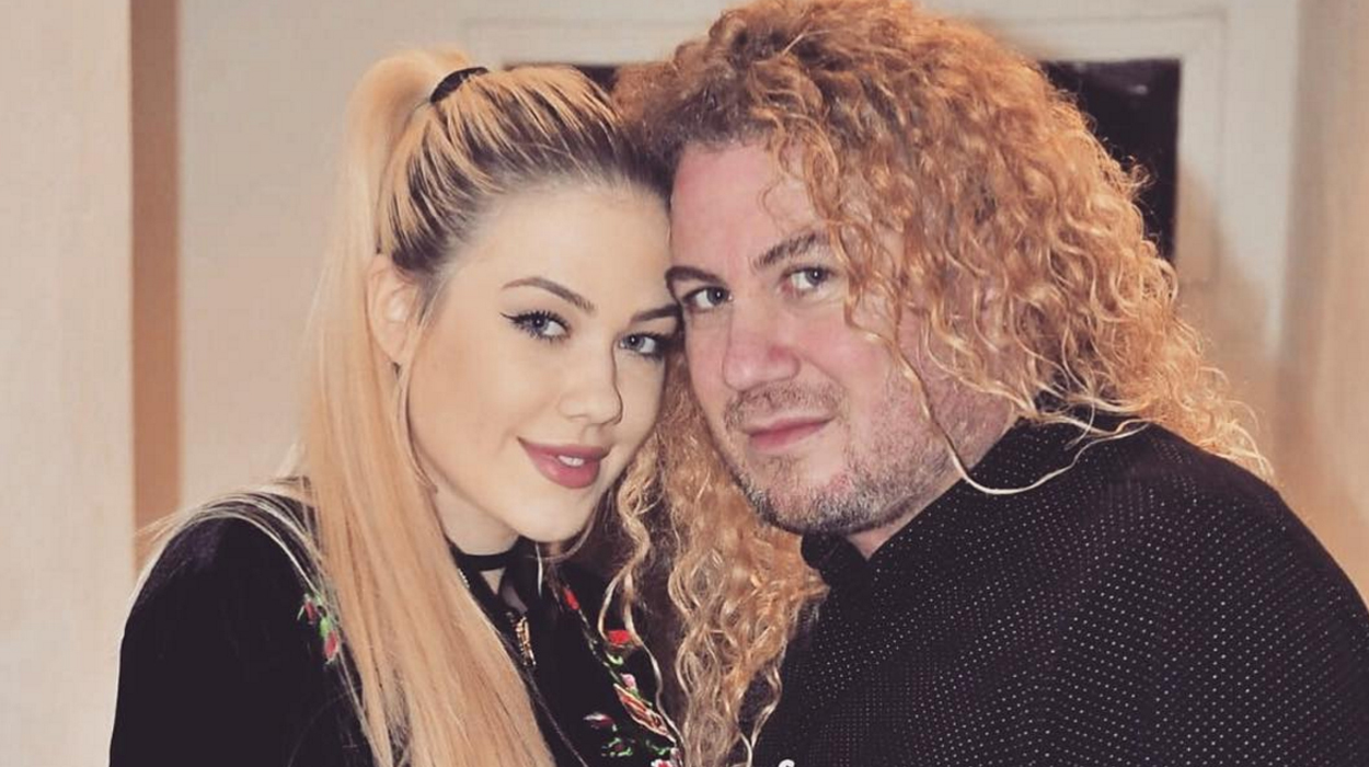 FOTO/ Sëmuret vajza e Sabianit, shikoni çfarë bën këngëtari për të bijën