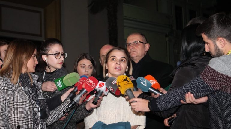 Kryemadhi: Opozita jo më “zjarrfikëse” e protestave, nga nesër e tutje do të ketë lajme pafund