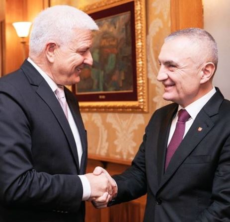 Meta takon kryeministrin e Malit të Zi, apeli i rëndësishëm për shqiptarët