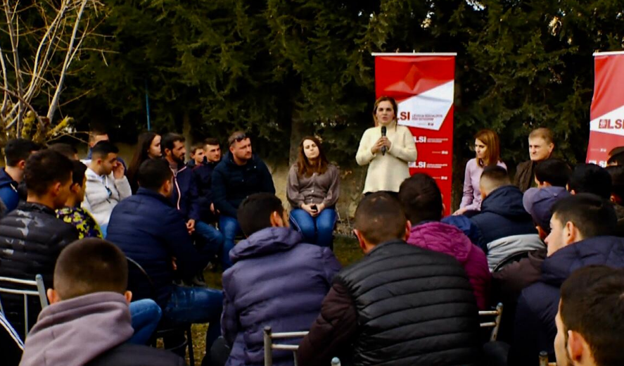 Kryemadhi thirrje të rinjve: Të çlirojmë Shqipërinë nga klika e kriminalizuar