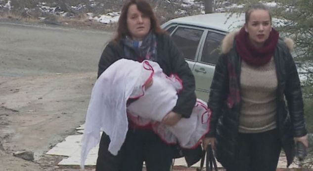 Dështim pas dështimi, mjekët e pranojnë vetë: Në Burrel s’mund të lindësh fëmijë