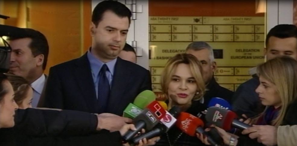 Kryemadhi pas takimit me eurodeputetët: Opozita asnjë hap pas!