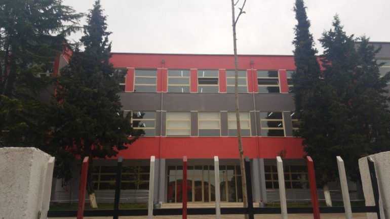 Përdhunimi i minorenes në Kavajë, flet babai: E shantazhuan përmes një video